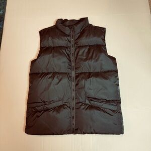 Old Navy Frost Free Puffer Vest Youth XL 14 16 Black Winter Layering